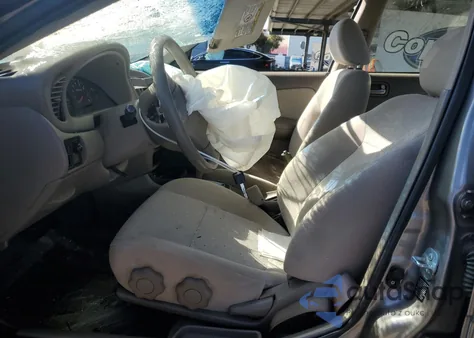 2005 Nissan Sentra 1.8 z USA, uszkodzony, nr VIN 3N1CB51D25L588471